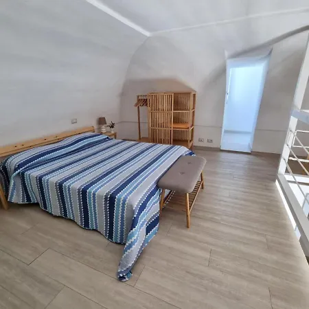 別荘 Maridea - Corso Umberto ポンツァ