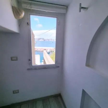 Ferienhaus Maridea - Corso Umberto Ponza